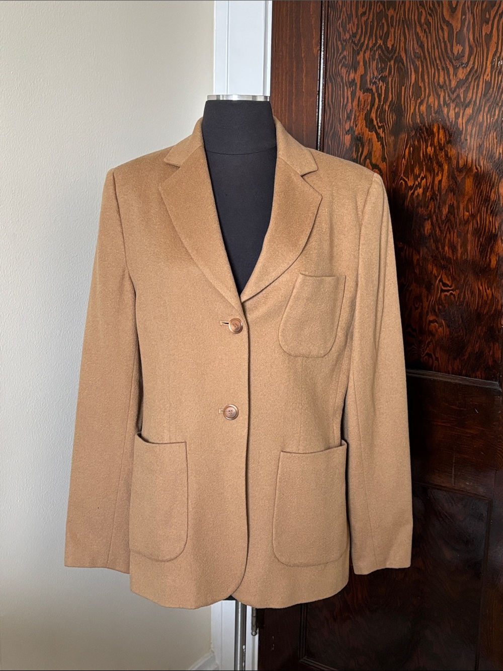 Bloomingdale’s 100% Cashmere Women's Camel Single Breasted Blazer Jacket vintage